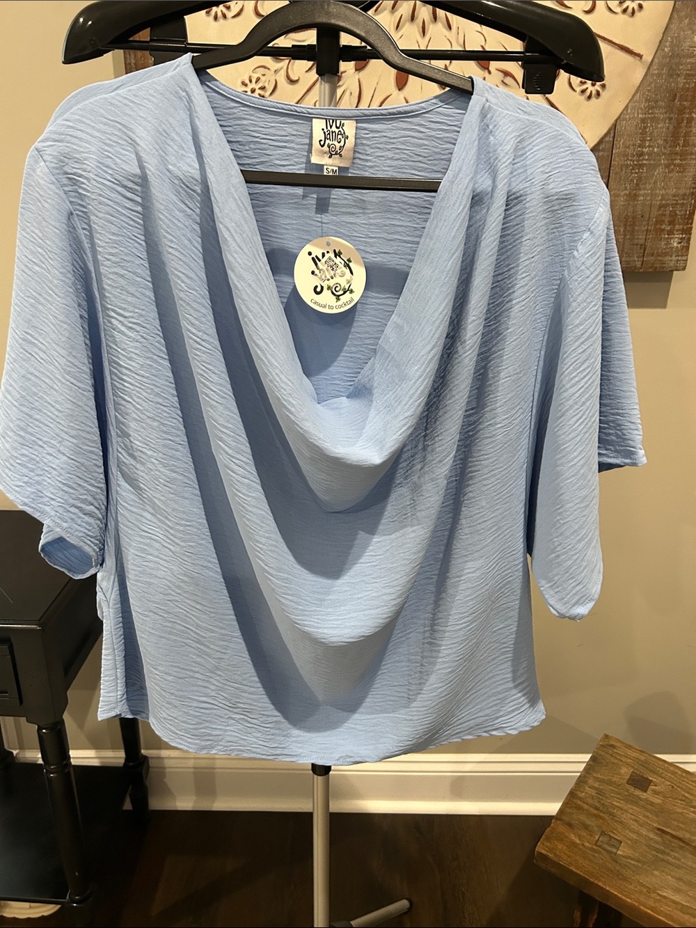 ivy jane Women’s Powder Blue Draped V-Neck Blouse Size Small/Medium